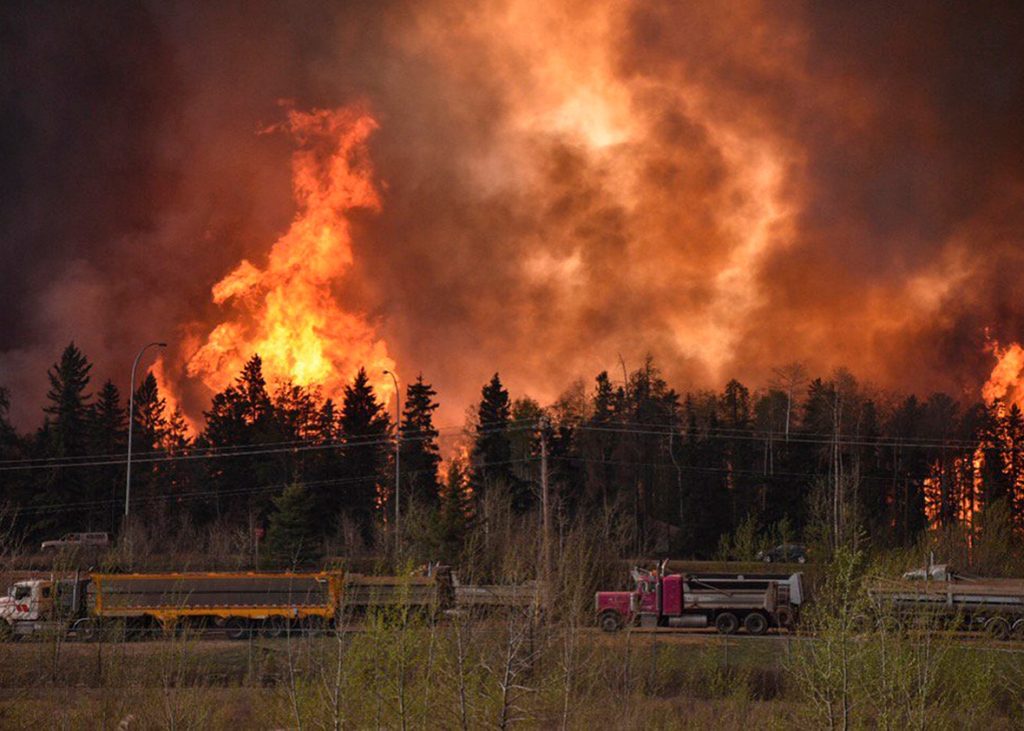 Καναδάς: Σε κατάσταση εκτάκτου ανάγκης λόγω των πολλών πύρινων μετώπων