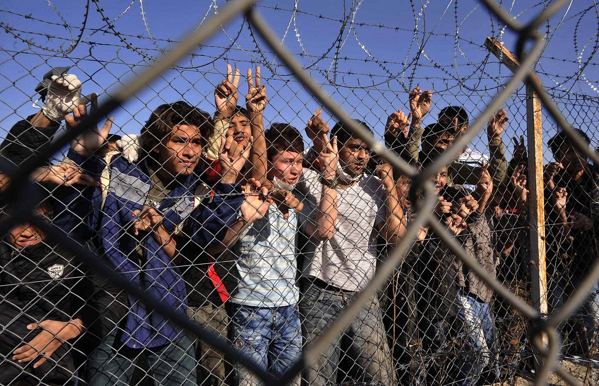Η χειρότερη μορφή εκμετάλλευσης: Τούρκοι σωματέμποροι βασανίζουν μετανάστες (σκληρό βίντεο)