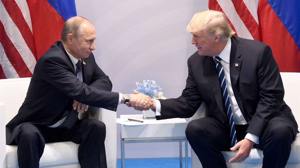 Όταν συναντήθηκαν οι δύο μεγαλύτεροι ηγέτες του πλανήτη: O N.Τραμπ αποκάλυψε τι είπε με τον Β.Πούτιν