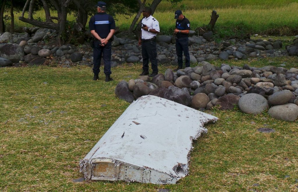 Μυστήρια εξέλιξη: Tελικά τα συντρίμμια που βρέθηκαν στις Σεϋχέλλες δεν είναι της πτήσης MH370