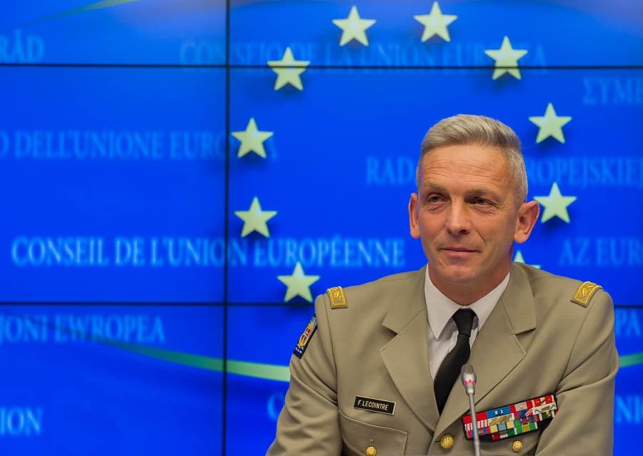 Γαλλία: Ο στρατηγός Φρ. Λεκουάντρ νέος αρχηγός των ΕΔ – Αύξηση του αμυντικού προϋπολογισμού