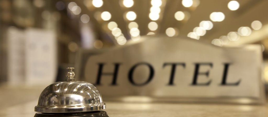 ΑΑΔΕ: Δίχως σταματημό οι «επιδρομές» σε ξενοδοχειακές μονάδες ελέω τουρισμού και θερινής περιόδου