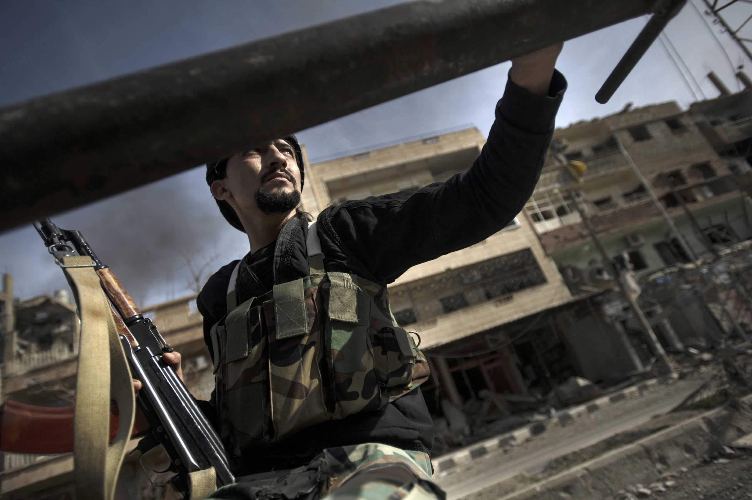 Προέλαση του Συριακού Στρατού στην αλ-Σούκνα – Πλησιάζει η τελική έφοδος για την Deir Ezzor (βίντεο)