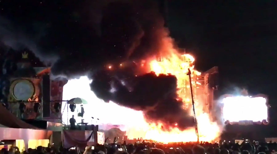 Ισπανία: Εκκένωση 22.000 ανθρώπων από πυρκαγιά σε φεστιβάλ μουσικής (βίντεο)