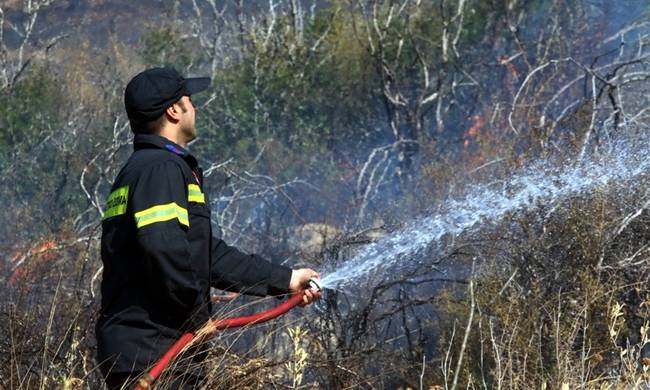 Πυρκαγιά στο Πικέρμι – Απειλείται ξενοδοχείο, οι κάτοικοι ανησυχούν για τα σπίτια τους  (upd)