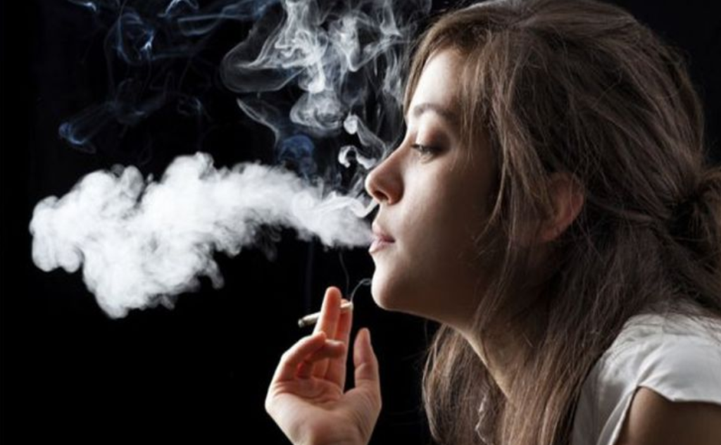 Κάπνισμα: Μείωση της νικοτίνης στα τσιγάρα σε μη-εθιστικά επίπεδα