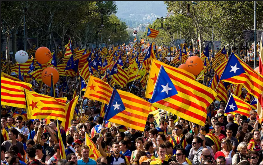 «Ώρα μηδέν» για την Ισπανία: Η Καταλονία αποφασίζει για την απόσχιση της