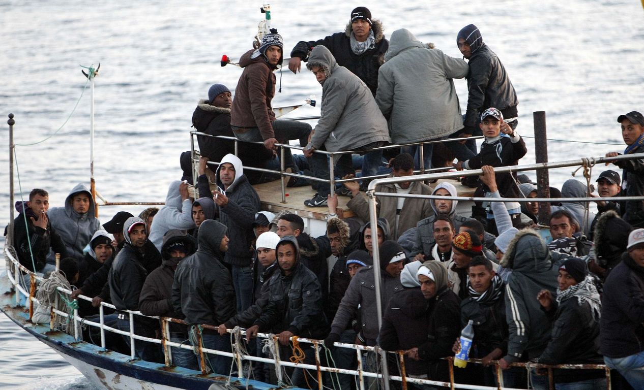 Σκάφος με 50 λαθρομετανάστες έφτασε ανενόχλητο στα… Κύθηρα! (φωτό, βίντεο)
