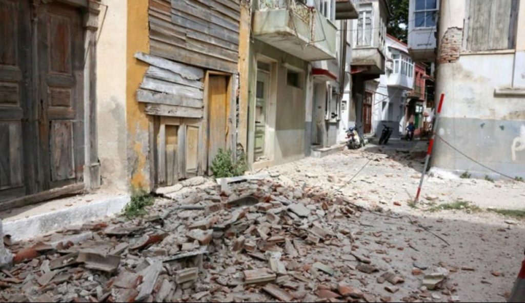 Ειδικά προγράμματα κοινωνικού τουρισμού για 55.000 σεισμόπληκτες οικογένειες της Λέσβου