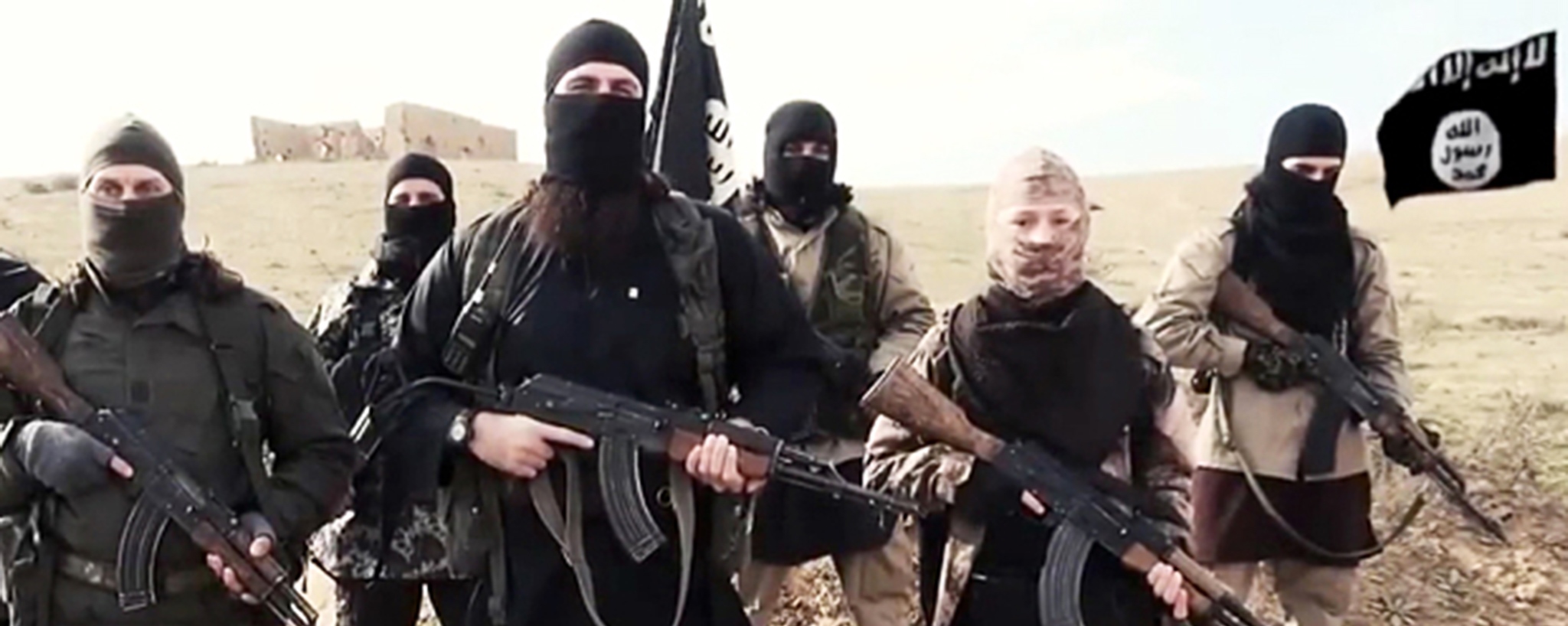 Μυστική μονάδα του ISIS εκπαιδεύει καμικάζι για νέες επιθέσεις σε δυτικές χώρες (φωτό)