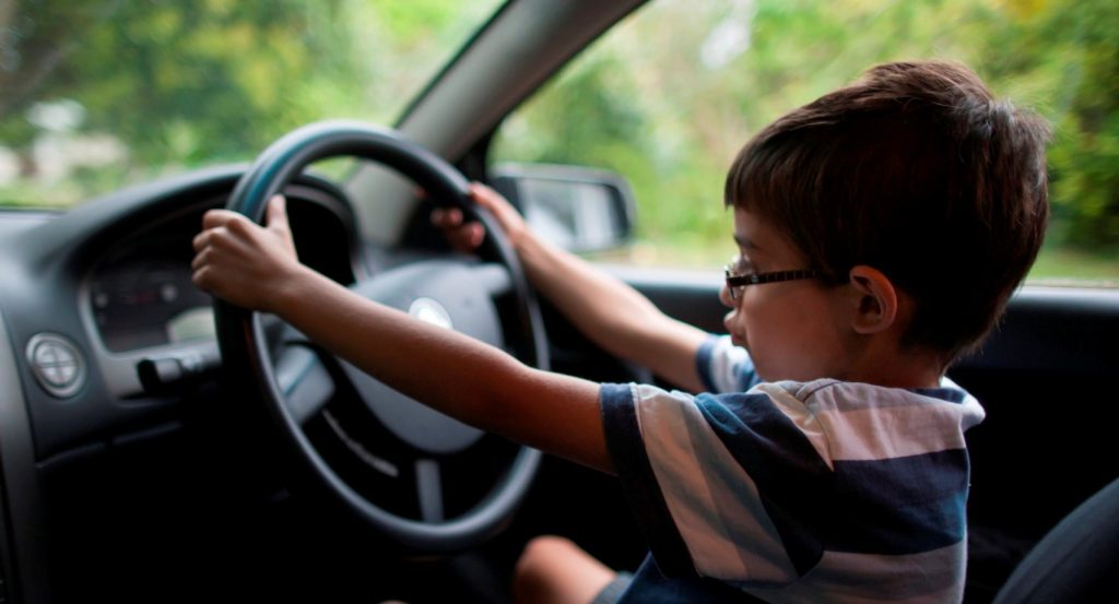 Όσλο: Σύλληψη 7χρονου «easy rider» που οδηγούσε κρυφά το αμάξι των γονιών του
