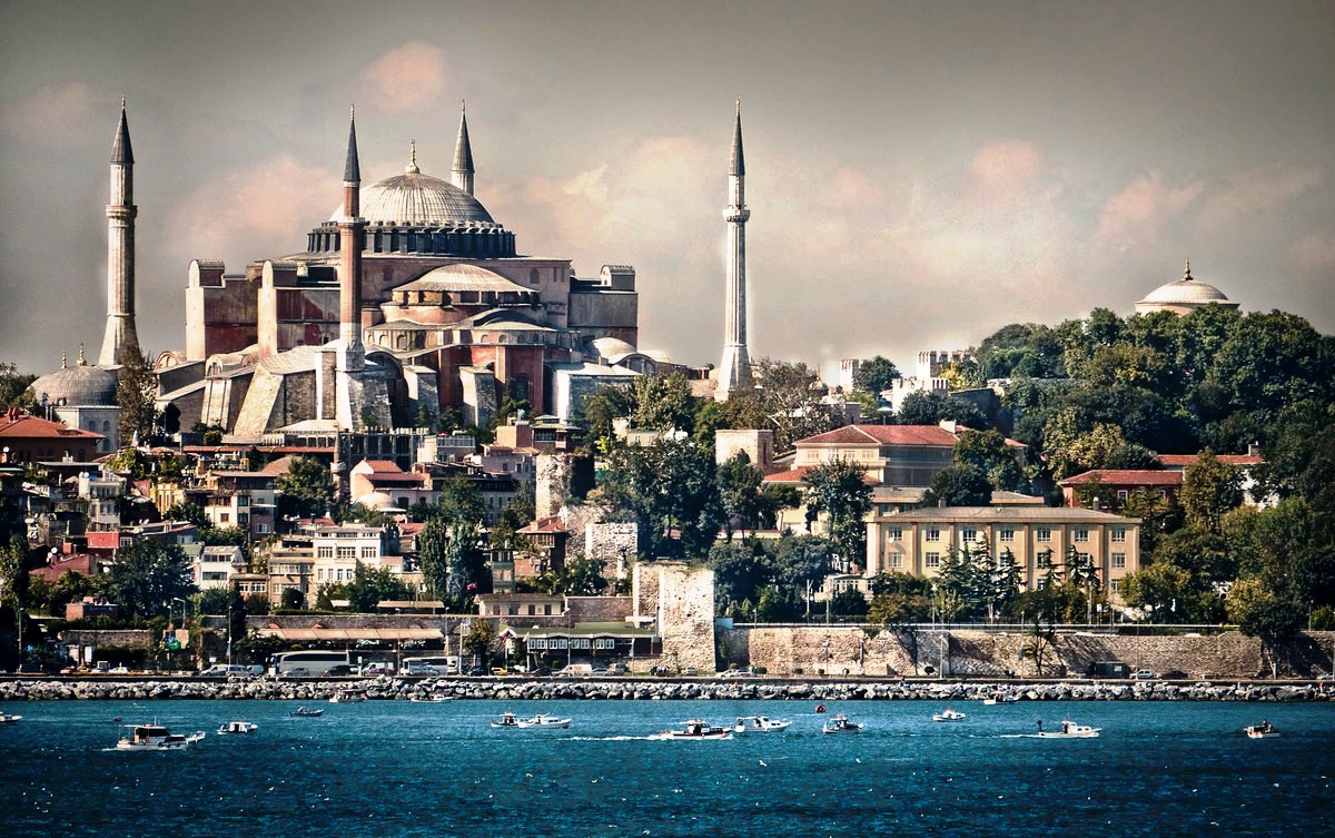 Οι Τούρκοι «τρέμουν»την επιστροφή των Ελλήνων – Τα λόγια του Αγίου Παϊσίου για την Κωνσταντινούπολη (βίντεο)
