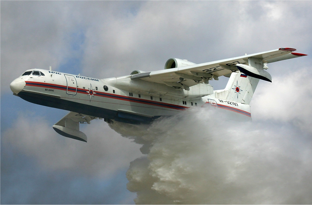 Έξι «αρχαία» Canadair προσπαθούν να σβήσουν 91 πυρκαγιές! – Τα Be-200 Beriev θα είχαν σώσει πολλά δάση…
