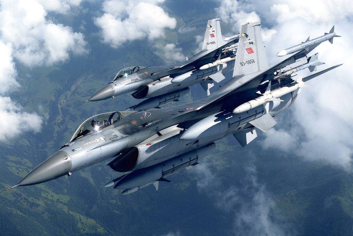 Παραβίαση του ΕΕΧ και εικονικές αερομαχίες μεταξύ ελληνικών και τουρκικών αεροσκαφών στο Αιγαίο