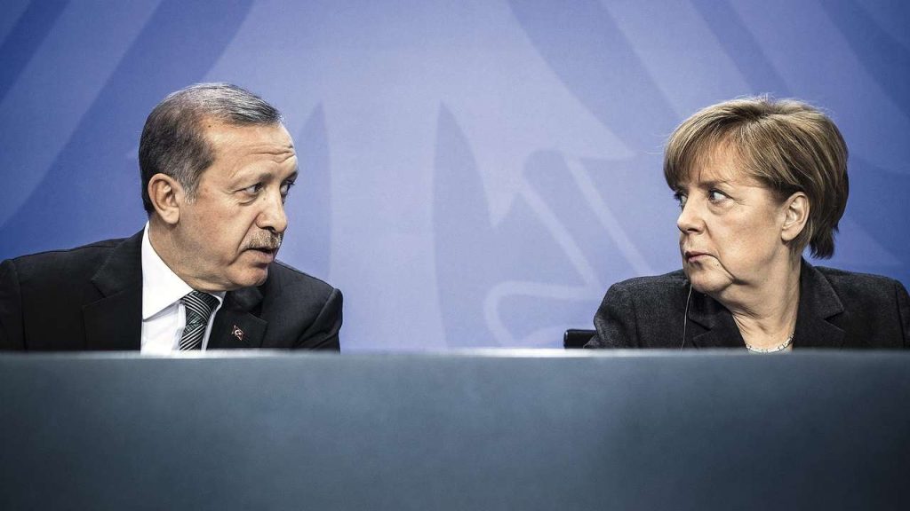Αλλάζει πολιτική το Βερολίνο απέναντι στην Άγκυρα: «Απαράδεκτη η παρότρυνση του Ερντογάν»