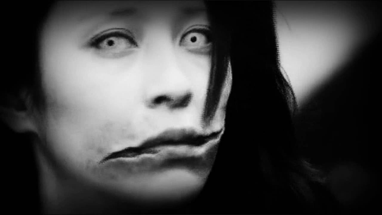 Kuchisake-onna: Η γυναίκα με το σκισμένο στόμα που ζητά μια απάντηση – Ο θρύλος που τρομοκρατεί παιδιά (βίντεο)