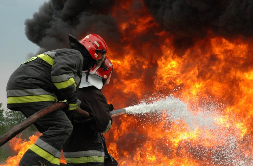 Οριοθετημένη και χωρίς ενεργό μέτωπο είναι η πυρκαγιά στην Ζαχάρω