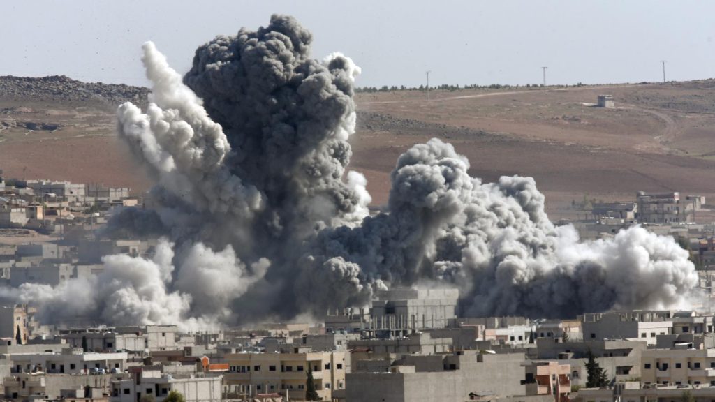 Συρία: 170 άμαχοι νεκροί στη Ράκα από βομβαρδισμούς