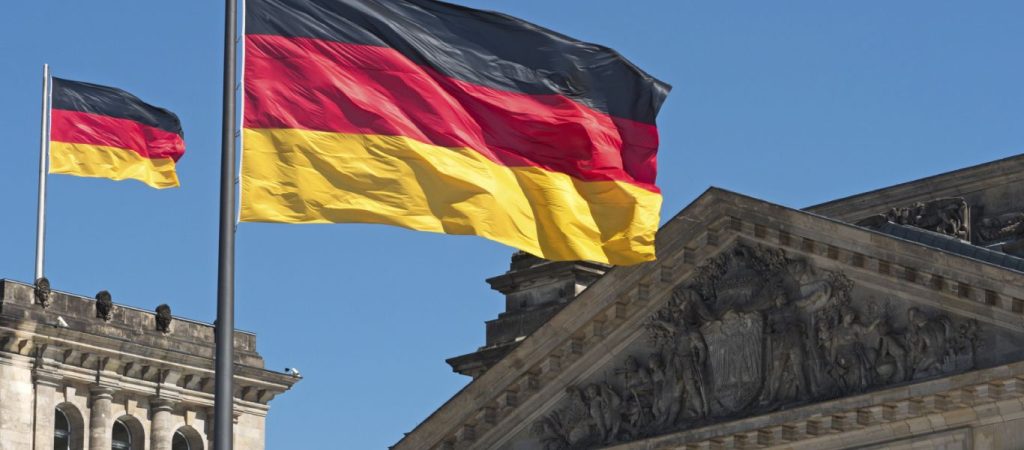 Γερμανικό ΥΠΟΙΚ: Το Βερολίνο εξακολουθεί να απορρίπτει την κοινή ανάληψη χρέους και τα ευρωομόλογα