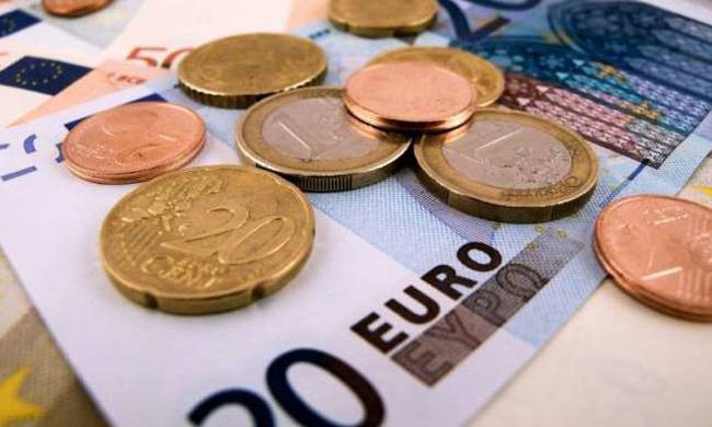 Επιτήδειοι έκλεψαν ηλικιωμένη στην Καλαμπάκα παριστάνοντας τους υπαλλήλους της ΔΕΗ