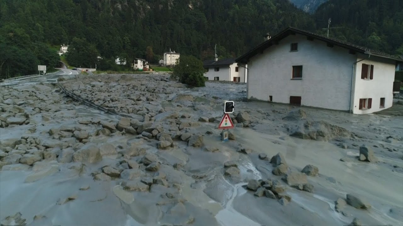 Ελβετία: Εικόνες καταστροφής από drone μετά από κατολίσθηση – 14 αγνοούμενοι (βίντεο)