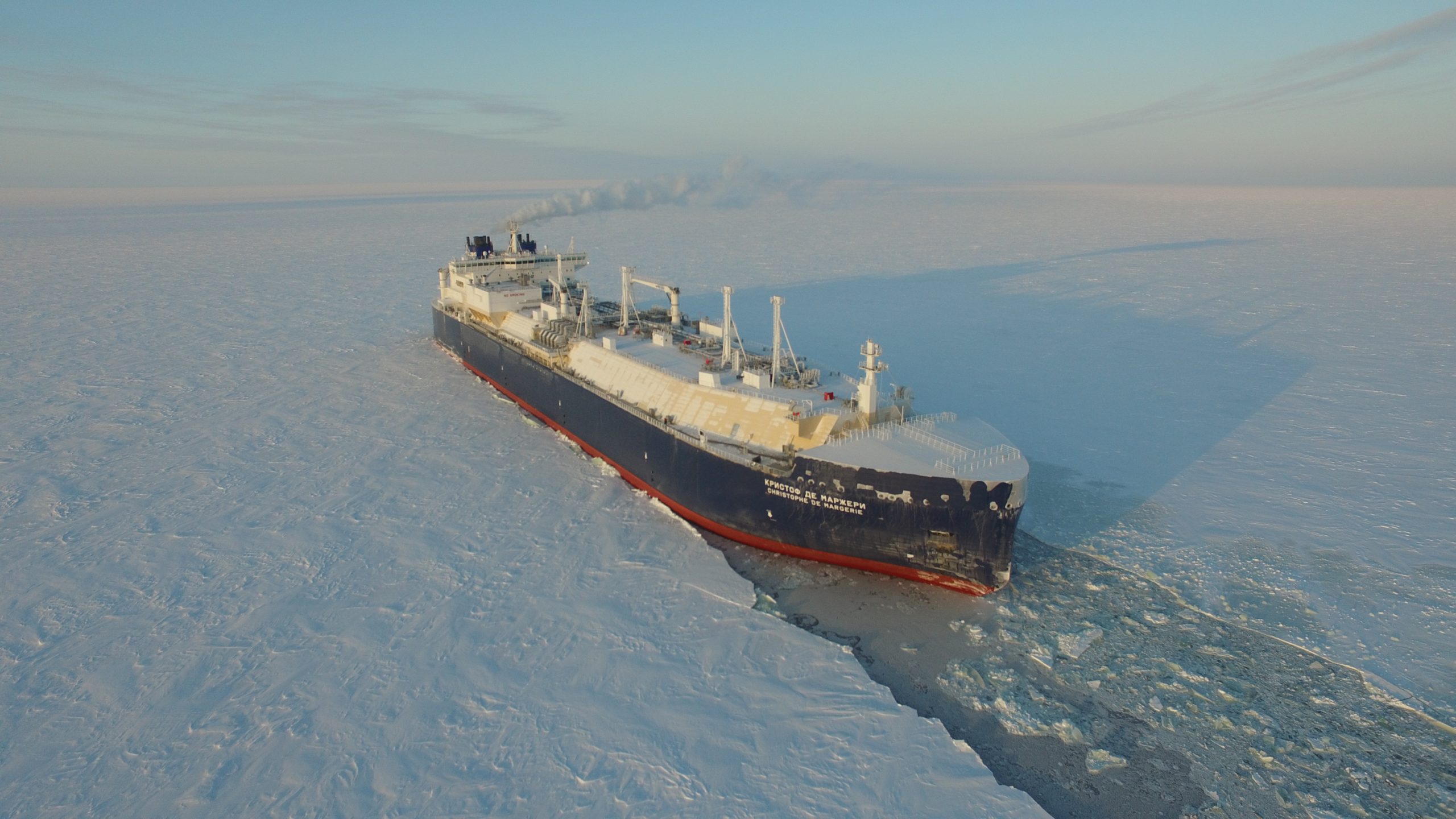 Ρωσικό δεξαμενόπλοιο διέσχισε για πρώτη φορά την Αρκτική χωρίς συνοδεία παγοθραυστικού