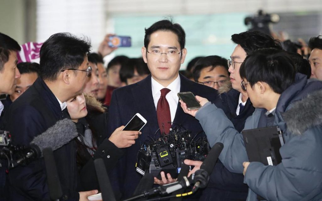 Σε 5 χρόνια φυλάκιση καταδικάστηκε ο κληρονόμος της Samsung