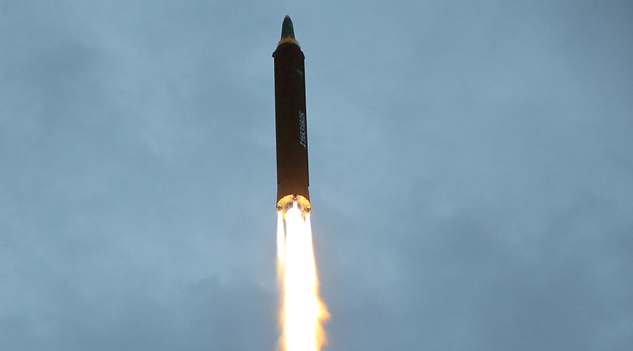 Βίντεο: Η εκτόξευση του βορειοκορεατικού πυραύλου – «Αν γίνει πόλεμος η Νότια Κορέα θα γίνει έρημος» λένε οι Ρώσοι