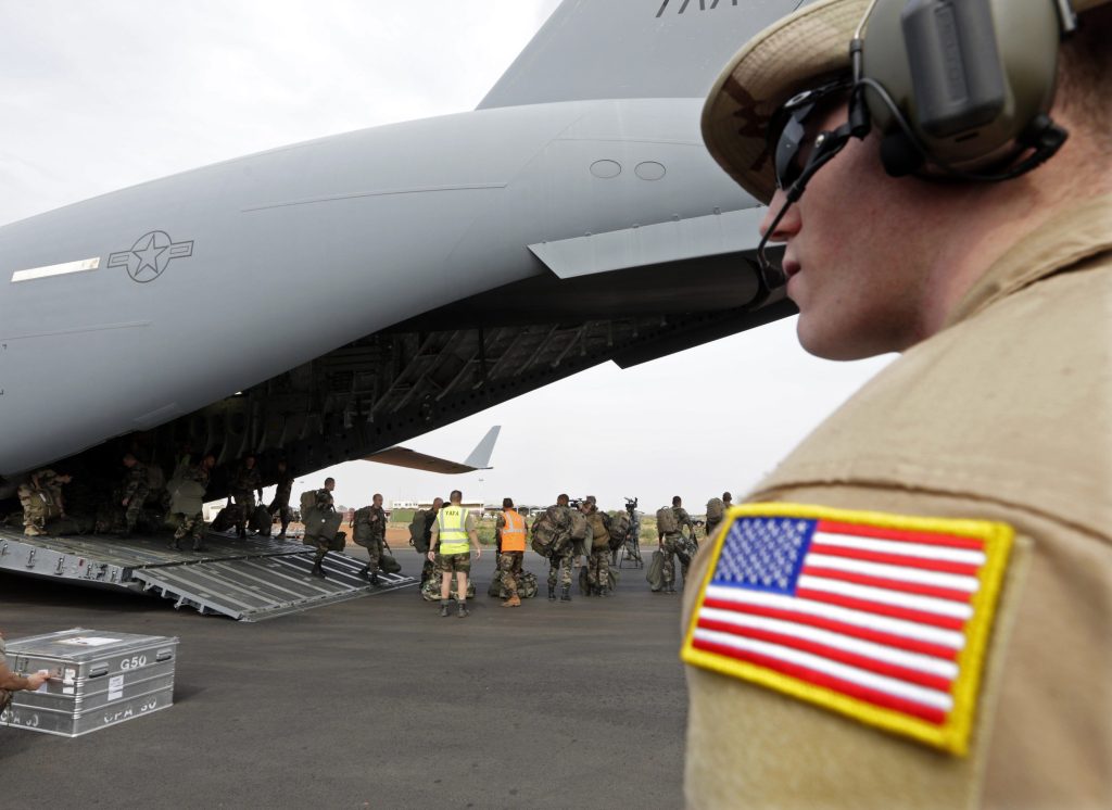 ΗΠΑ: Υπέγραψε ο Τζ. Μάτις την αποστολή και άλλων στρατιωτών στο Αφγανιστάν
