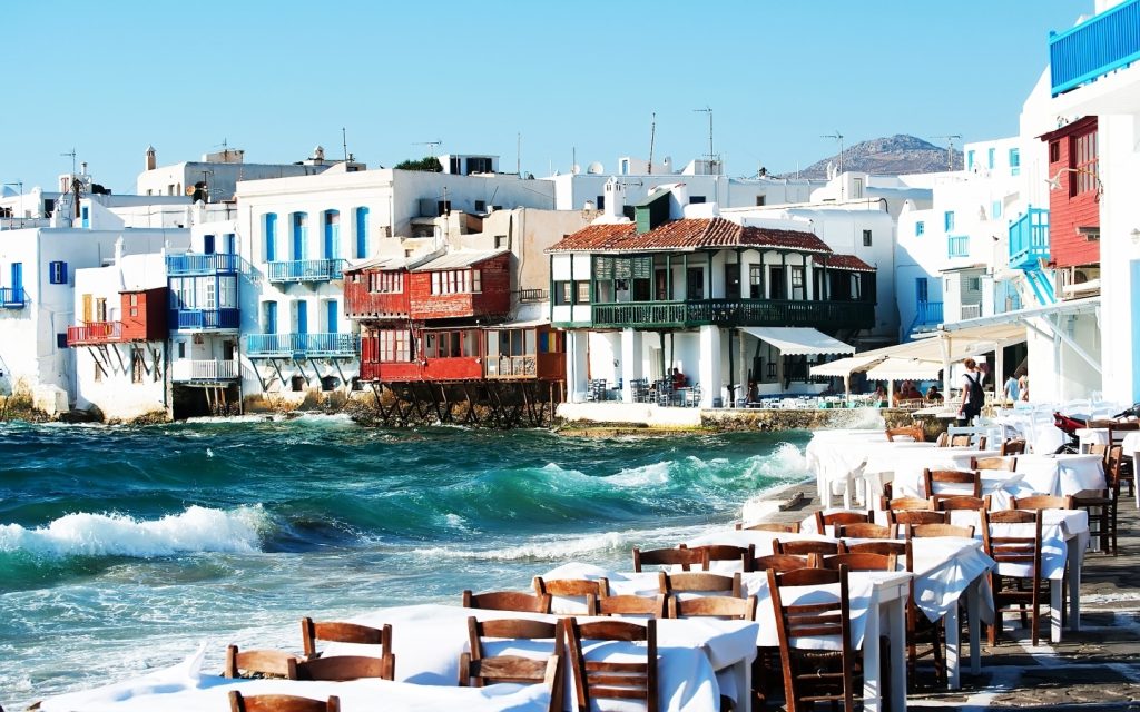 Έρευνα: Ποια ελληνικά νησιά προτίμησαν οι Πολωνοί τουρίστες το καλοκαίρι