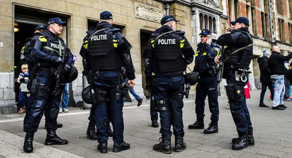 Ενισχύει τα μέτρα ασφαλείας η Ολλανδία – Φόβοι για τρομοκρατικό χτύπημα