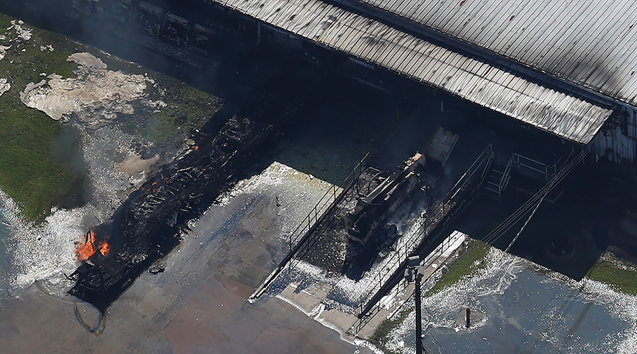 ΗΠΑ: Στις φλόγες εργοστάσιο με επικίνδυνα χημικά στο Τέξας (βίντεο)