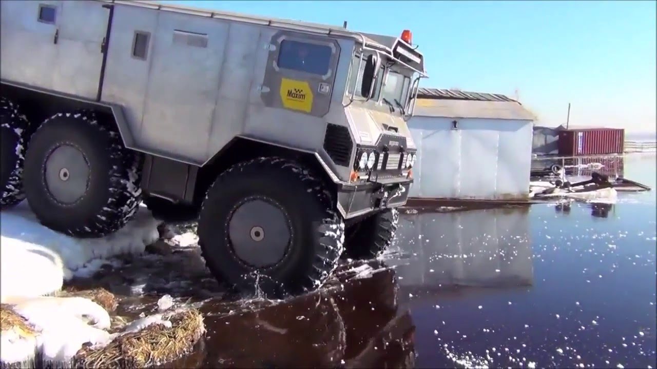 Burlak: Το ρωσικό αμφίβιο όχημα που πηγαίνει παντού (βίντεο)