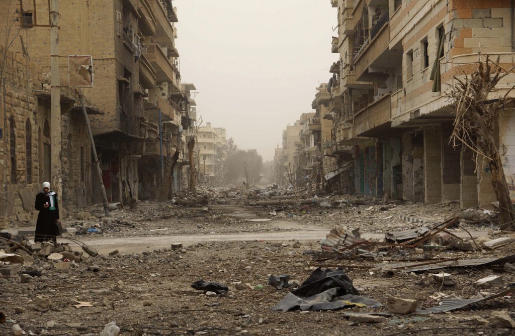 Συρία: Εκατόμβη μαχητών του ISIS στην Deir Ezzor – Οι ισλαμιστές έχουν παγιδευτεί στην πόλη (βίντεο)