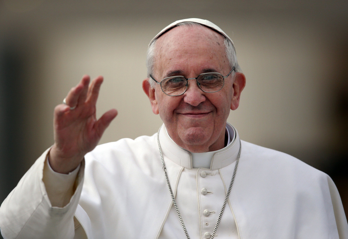 Πάπας Φραγκίσκος: Ευλόγησε θύμα επίθεσης με οξύ και τώρα εκείνη θέλει να ζήσει