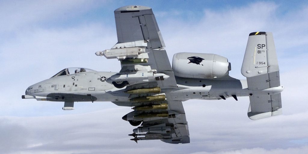Ένα μοναδικό αφιέρωμα στα αεροσκάφη A-10 Warthog (βίντεο)