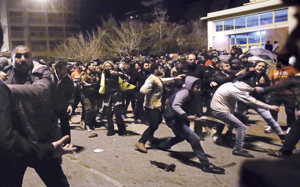 Στην Τουρκία συγκεντρώνονται εκατοντάδες τζιχαντιστές με σκοπό να περάσουν στην Ελλάδα