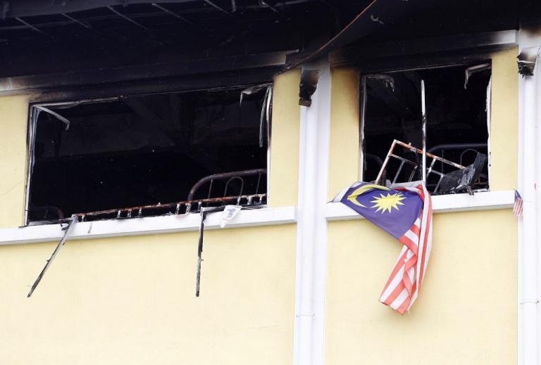 Μαλαισία: Νεκροί 23 μαθητές και δύο δάσκαλοι από πυρκαγιά (βίντεο)