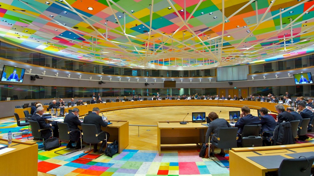 Συνεδριάζει τώρα το Eurogroup: Θέματα συζήτησης Eldorado, δημόσιο και εργασιακά