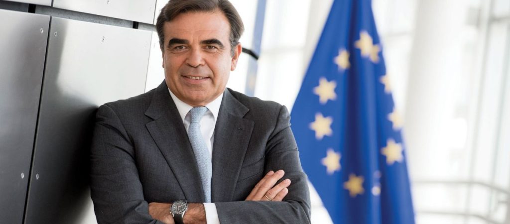 Μ.Σχοινάς: Η Ελλάδα αφήνει πίσω της τη «μνημονιακή εποχή»