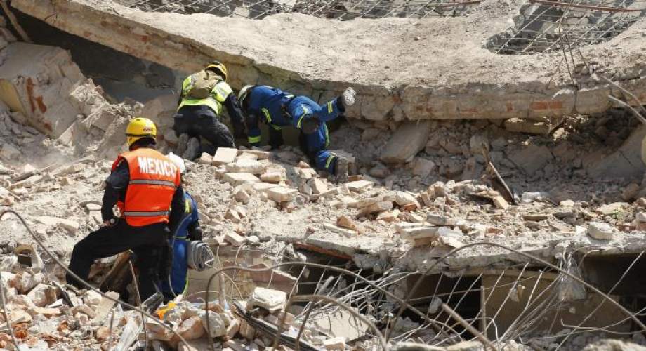 Σεισμός «τέρας» σκότωσε 47 ανθρώπους στο Μεξικό την ίδια ήμερα με τον καταστρεπτικό σεισμό του 1985! (φωτό, βίντεο)