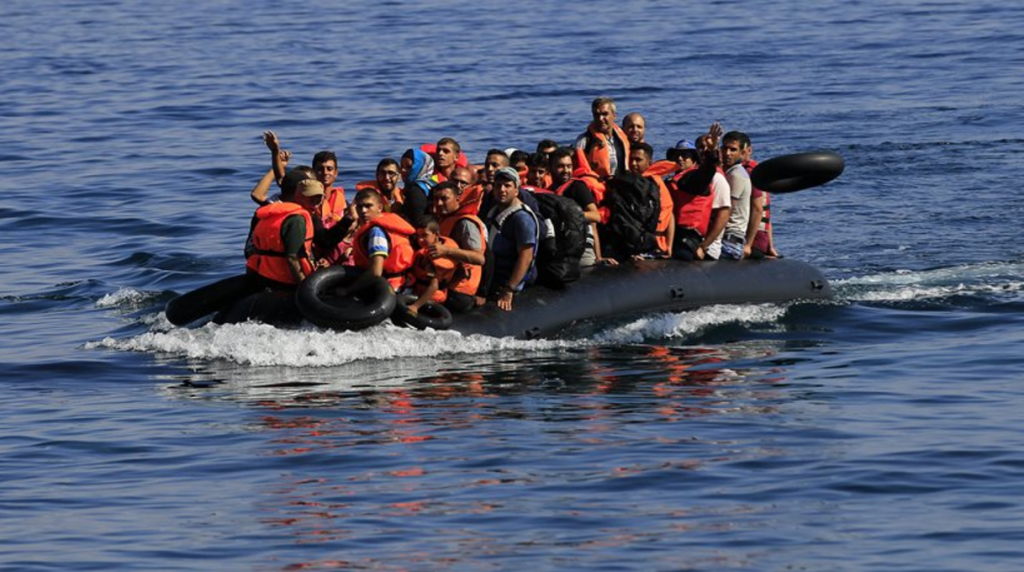 Εντοπίστηκε ακυβέρνητο σκάφος με πρόσφυγες στη Ρόδο