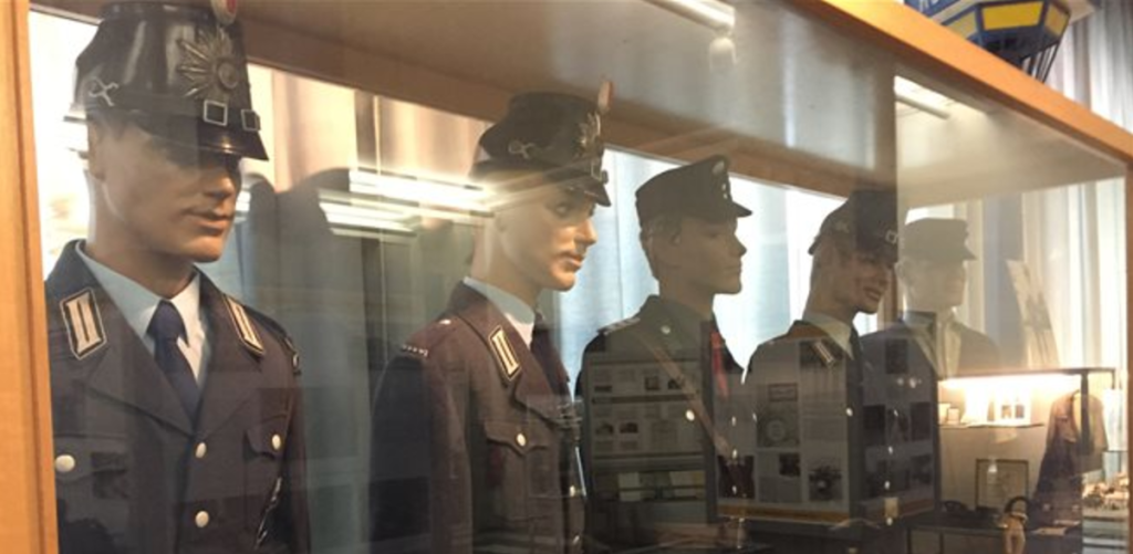 Βερολίνο: Διέρρηξαν το Αρχηγείο της Αστυνομίας και πήραν ιστορικά κειμήλια της Γκεστάπο