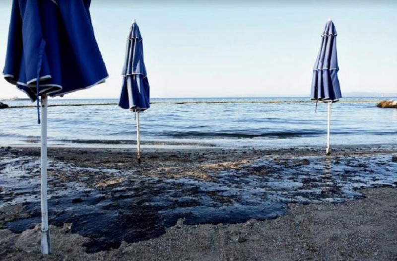 Διευθυντής «Αρχιπέλαγος»: «δυστυχώς οι εργασίες απορρύπανσης έχουν επικεντρωθεί στις παραλίες της Αττικής»