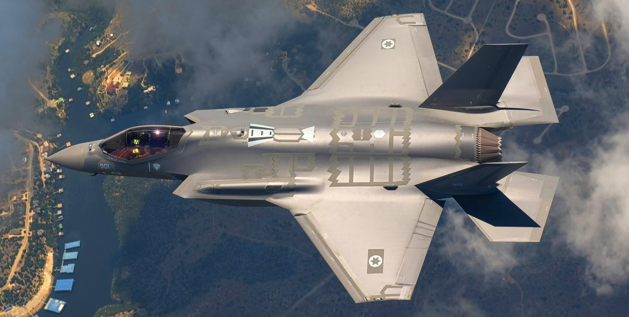 Τα ισραηλινά F-35A μπήκαν στην Συρία και εντελώς «αόρατα» κτύπησαν το αεροδρόμιο της Δαμασκού