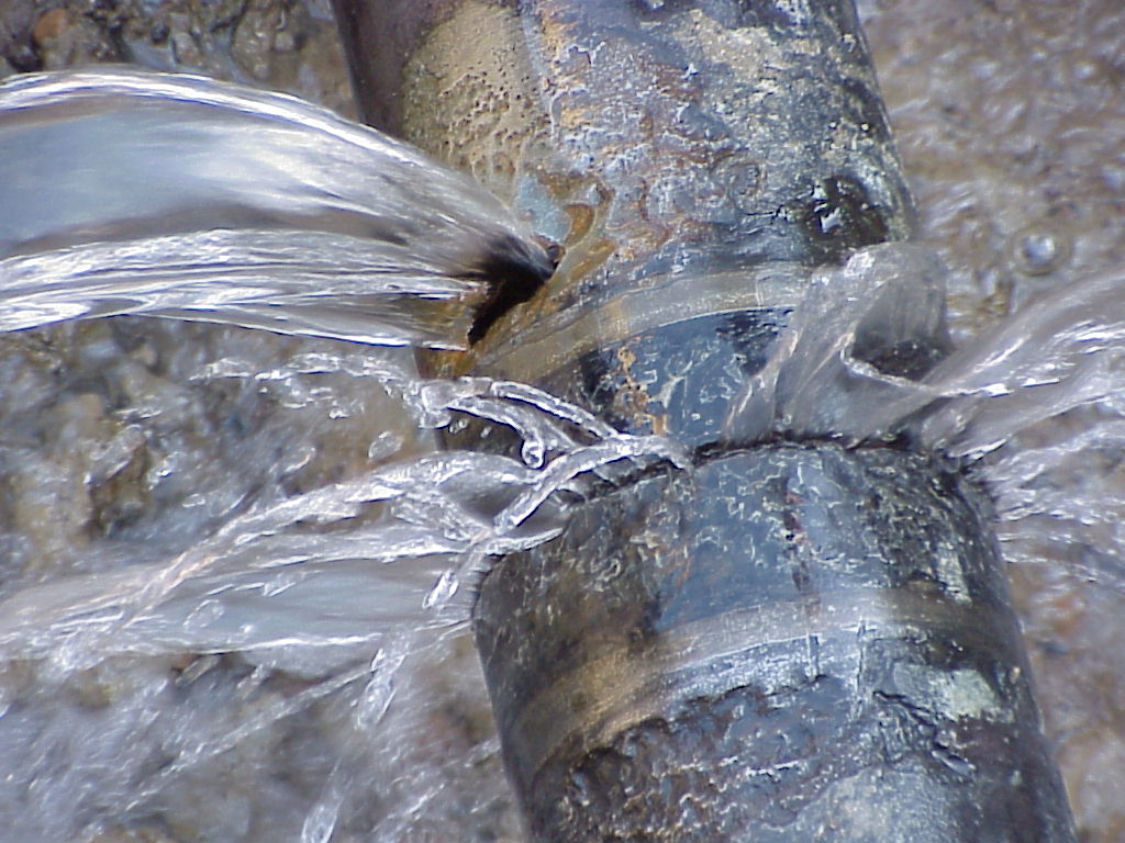 Βόλος: Διαρροές σε αγωγό ύδρευσης τα τελευταία 3 χρόνια