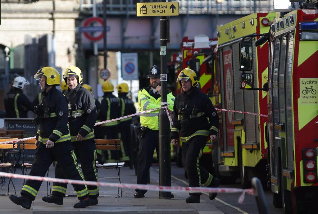 Μ.Βρετανία: Κατηγορούμενος ο 18χρονος μουσουλμάνος για την τρομοκρατική επίθεση στο σταθμό Parsons Green του Λονδίνου