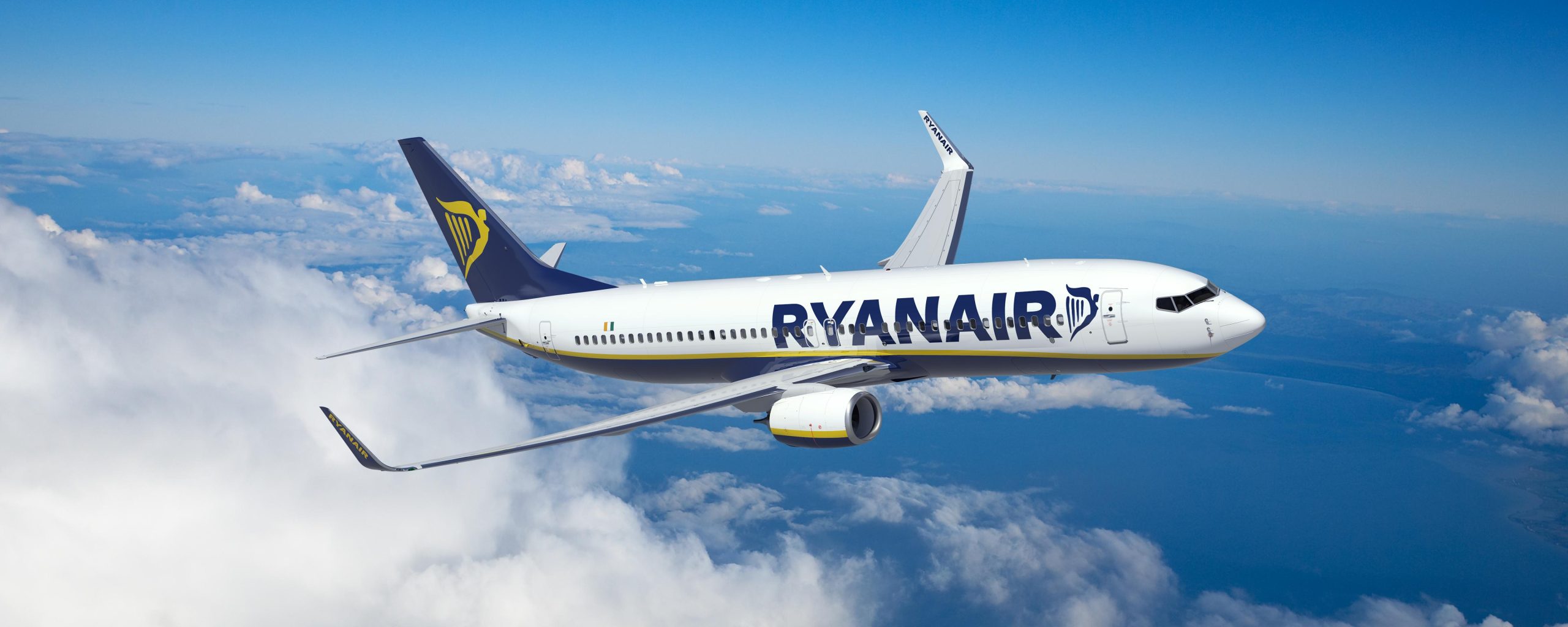Λόγω αυξημένης ζήτησης η Ryanair παρατείνει την προσφορά της για το “SANTORINI EXPERIENCE”