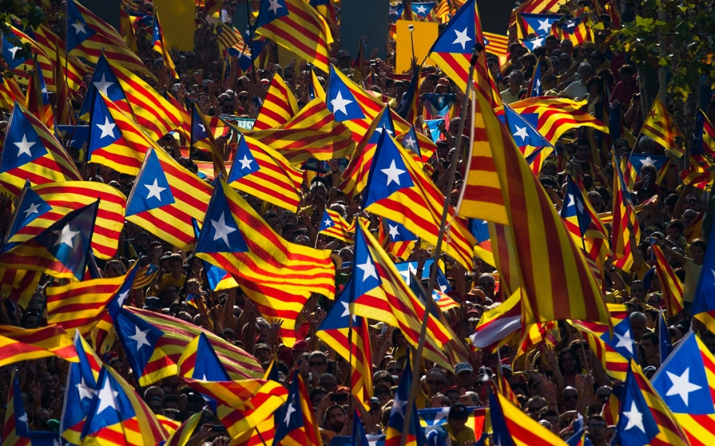 «Τρόμος» στην ΕΕ για πιθανή κλιμάκωση των εντάσεων μεταξύ Ισπανίας-Καταλονίας
