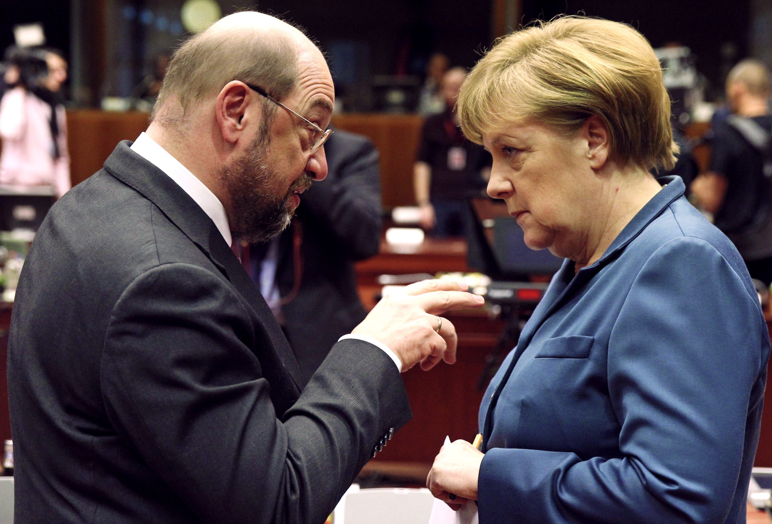 Γερμανία: «Σκληρή» μάχη μεταξύ των κομμάτων για την ψήφο των αναποφάσιστων